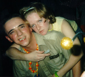 sds-party-andyKris.jpg - 23302 Bytes